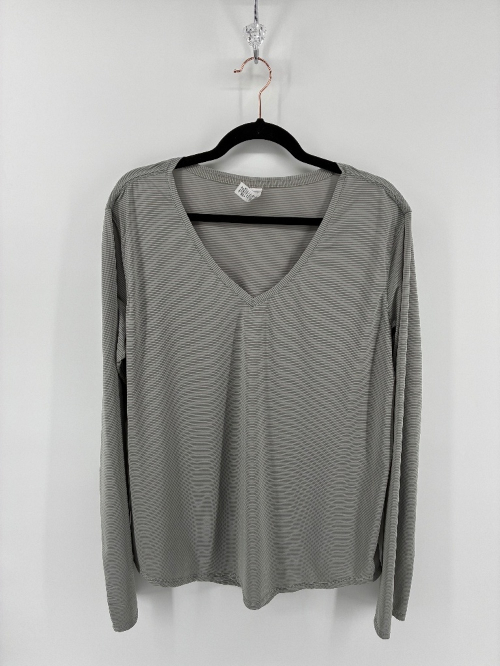 MASSIVE $10 SALE Zyia Grey Long Sleeve Athleisure Shirt Top